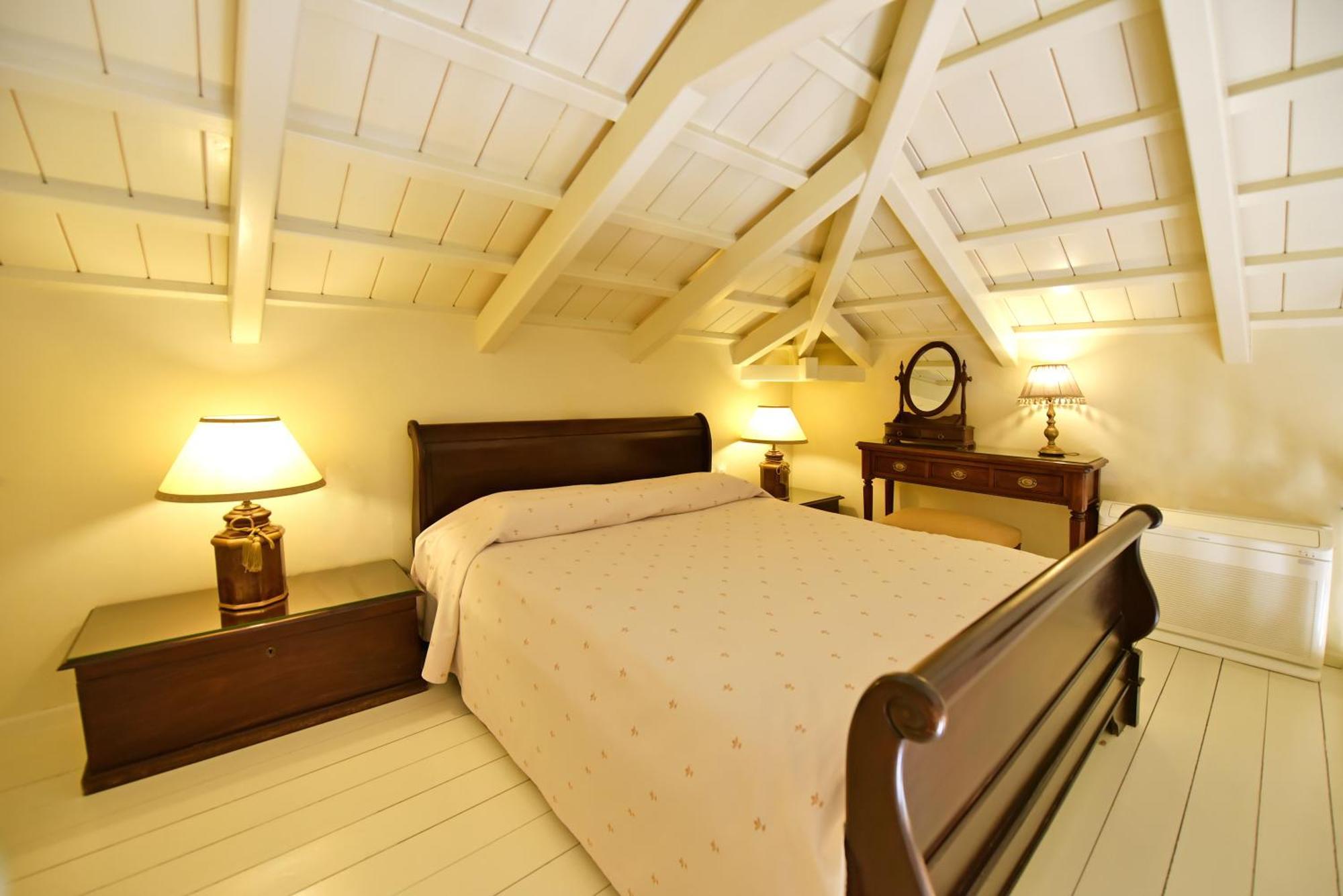Angelica Traditional Boutique Hotel Идра Номер фото