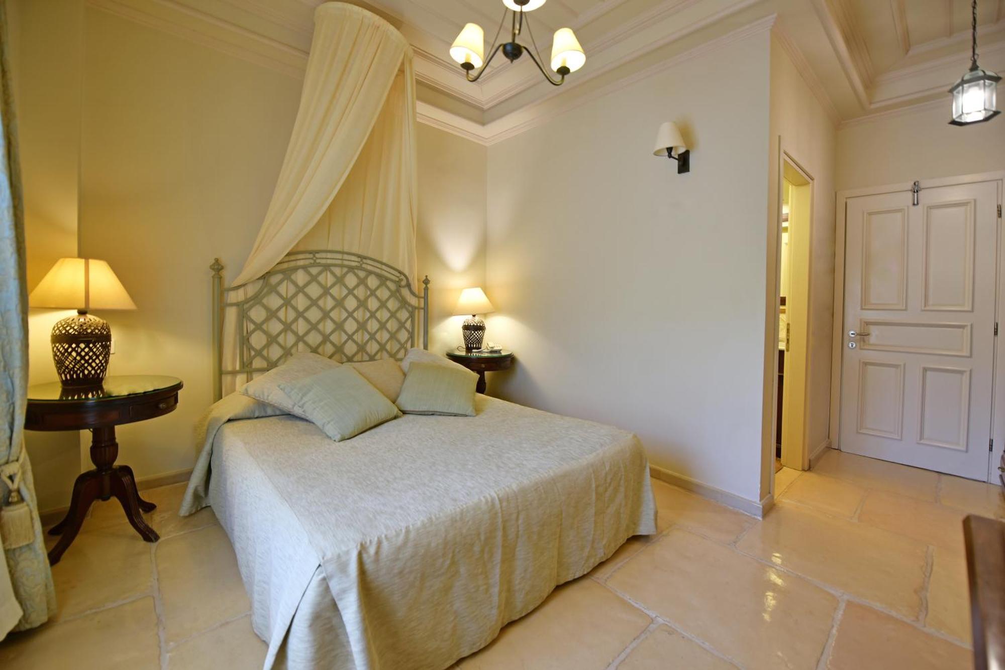 Angelica Traditional Boutique Hotel Идра Экстерьер фото