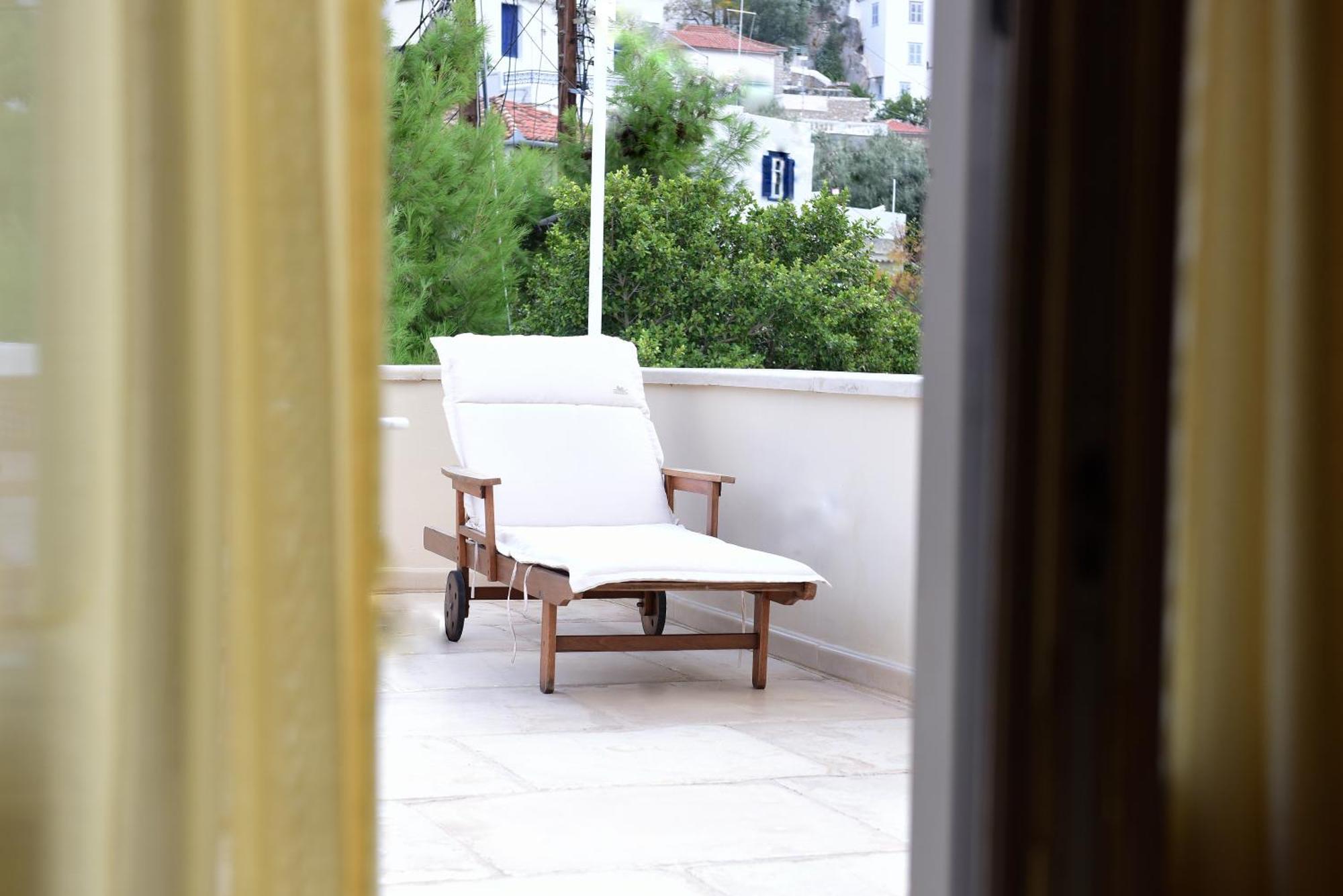 Angelica Traditional Boutique Hotel Идра Экстерьер фото