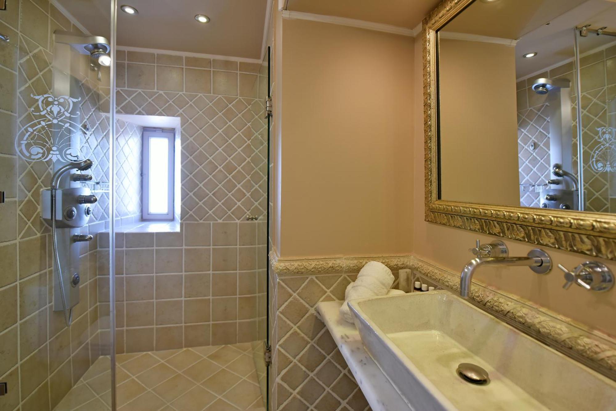 Angelica Traditional Boutique Hotel Идра Экстерьер фото